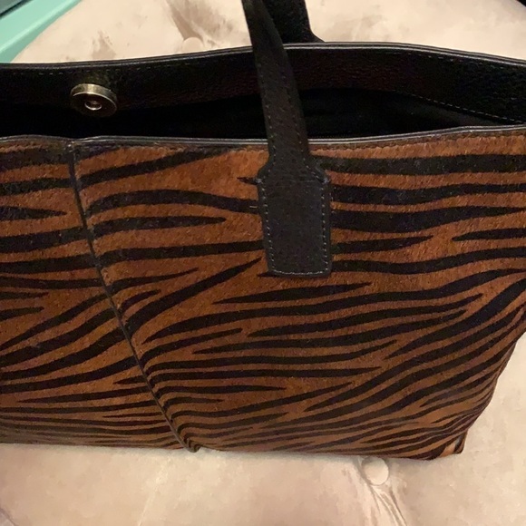 Handbag organizer, easily transfer from bag to bag - Picture 4 of 9